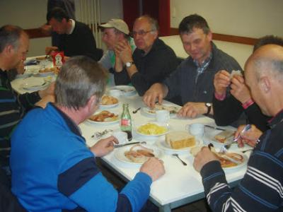 Avondwandeling met achteraf een versnapering  28 maart 2014 (13)