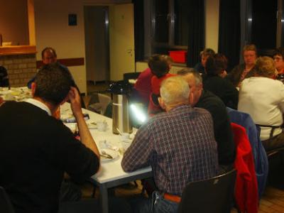 Avondwandeling met achteraf een versnapering  28 maart 2014 (16)