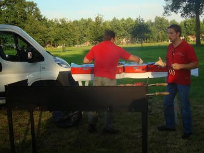 Barbecue op de weide  13 juni 2014 (11)